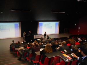 photo1